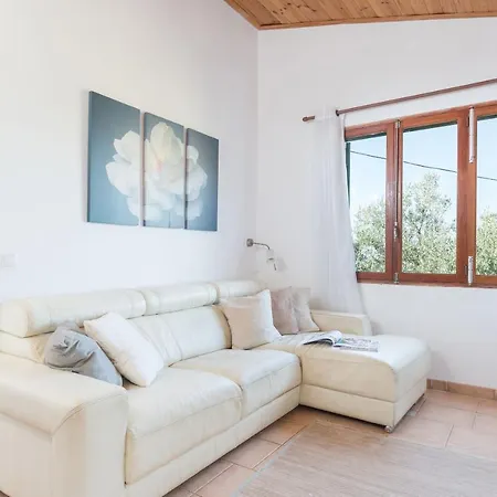 Holiday home Can Divertit *